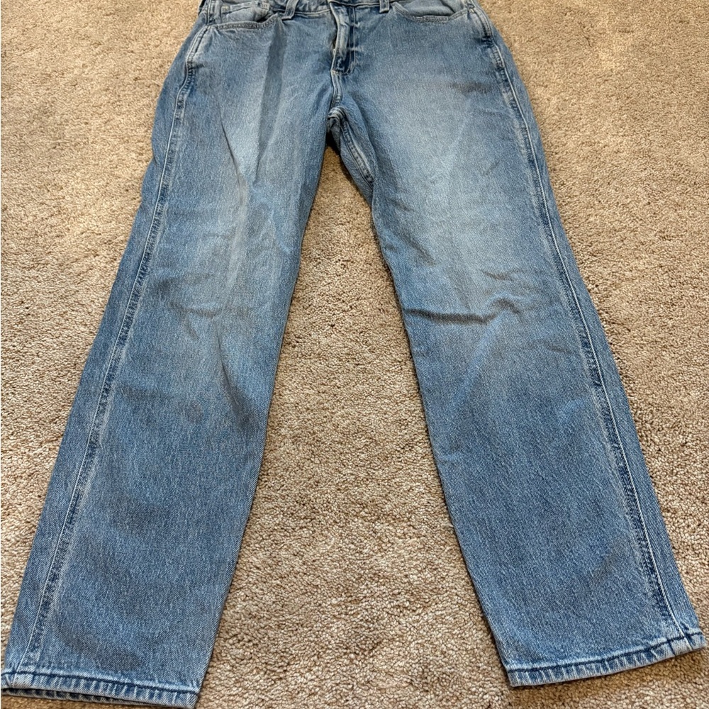 Hollister Curvy High Rise Mom Jean